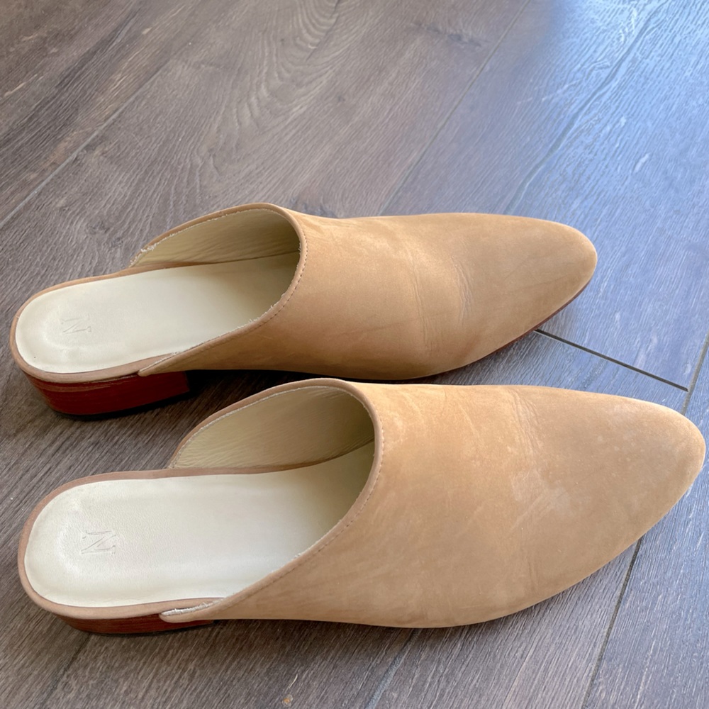 NISOLO tan mules
